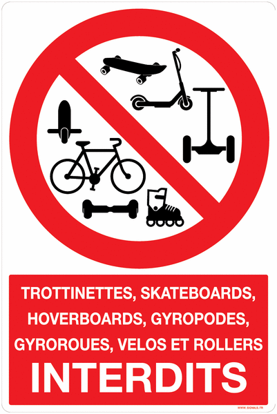 Panneaux interdit aux vélos, trot, rollers et autres