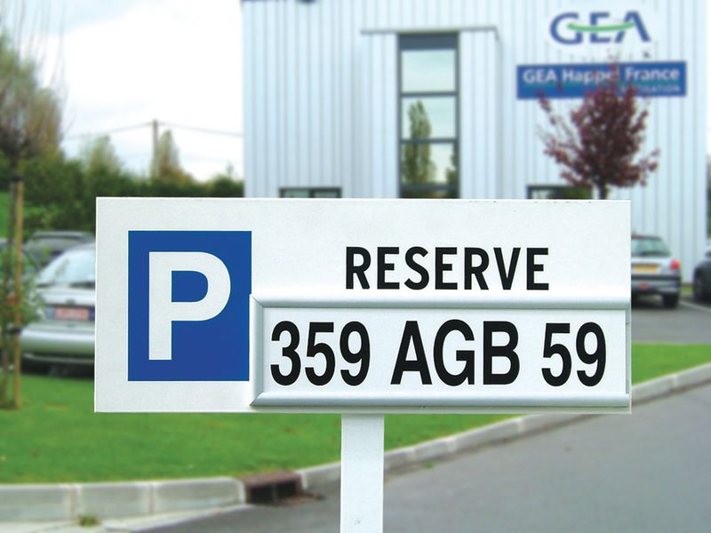 Panneau parking Réservé personnalisable - Aluminium