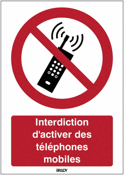 Autocollant ToughWash® avec texte ISO 7010 - Interdiction d'activer des téléphones mobiles - P013