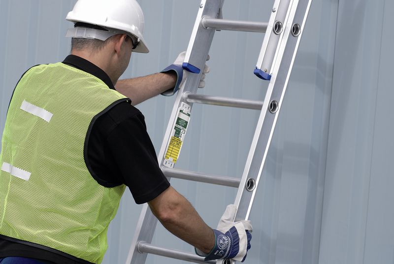 Laddertag® Kit with Ladder Inspection Guide Poster