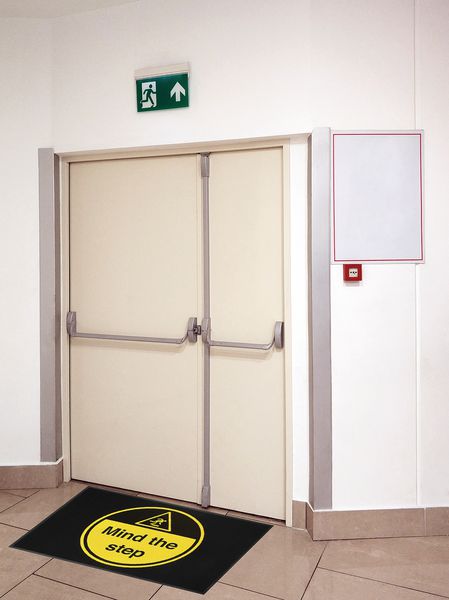 Mind The Step Highly Visible Mats