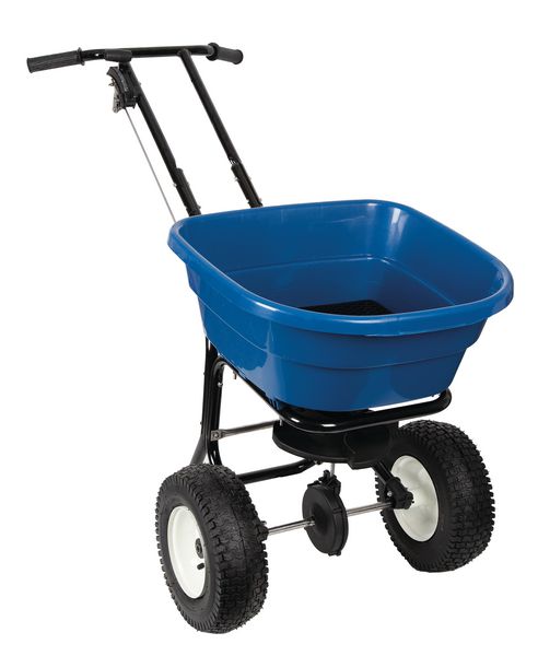 Winter Xtreme 30kg Spreader with Pneumatic Wheels